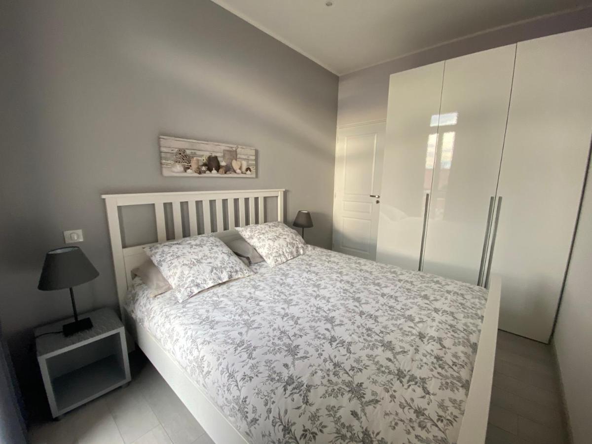 Agreable 3 Pieces Climatise Avec Vue Mer Et Parking Villefranche-sur-Mer Exterior foto