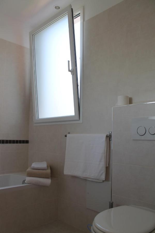 Agreable 3 Pieces Climatise Avec Vue Mer Et Parking Villefranche-sur-Mer Exterior foto