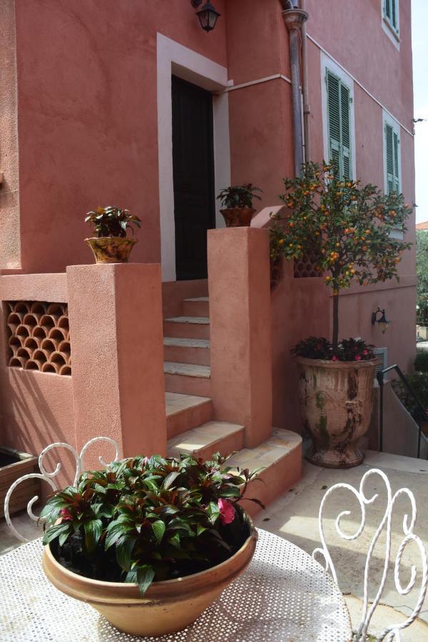 Agreable 3 Pieces Climatise Avec Vue Mer Et Parking Villefranche-sur-Mer Exterior foto