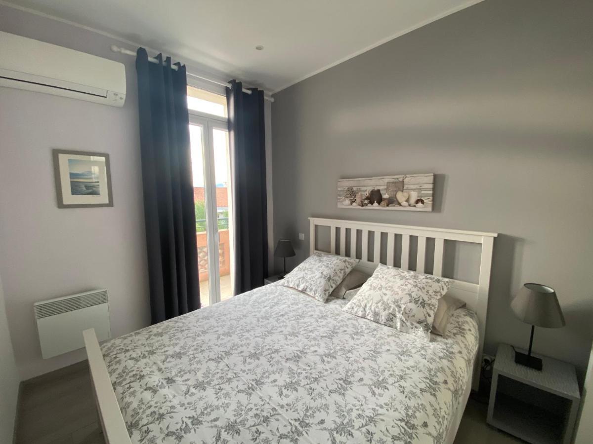 Agreable 3 Pieces Climatise Avec Vue Mer Et Parking Villefranche-sur-Mer Exterior foto